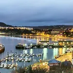 Seabourne Penthouse Stunning Seaviews With Optional Hot Tub Hire At Homesweetholidayhomes 아파트 *
