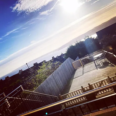 Seabourne Penthouse Stunning Seaviews With Optional Hot Tub Hire At Homesweetholidayhomes *