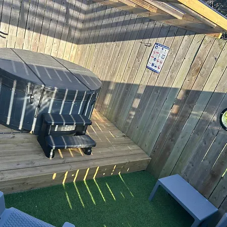 Апартаменты Seabourne Penthouse Stunning Seaviews With Optional Hot Tub Hire At Homesweetholidayhomes *